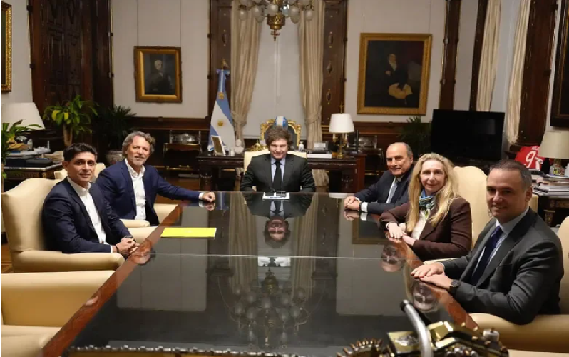 Lee más sobre el artículo “El programa económico de Milei tiene fecha de vencimiento. Más tarde o más temprano esto se va a descalabrar”